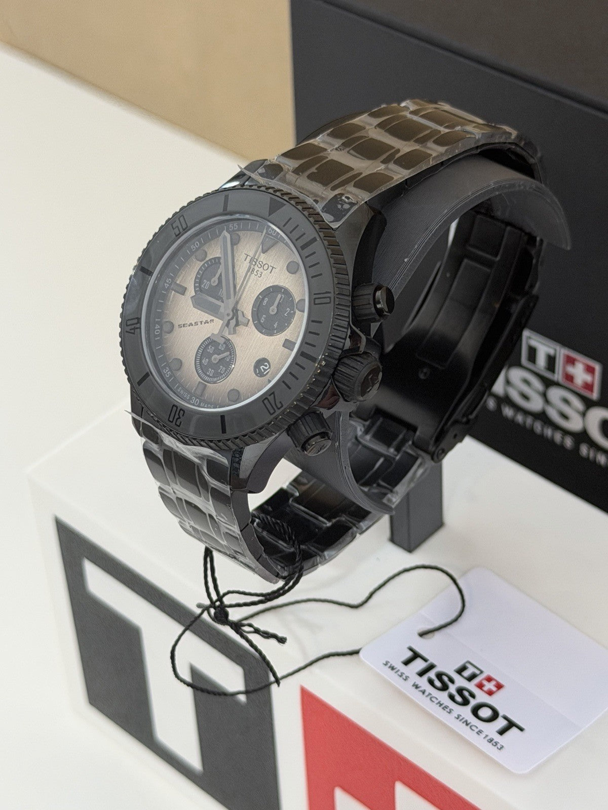 TISSOT SEASTAR 1000 38MM QUARTZ CHRONO T120.217.33.061.00 – BNIB – WARRANTY - UK
