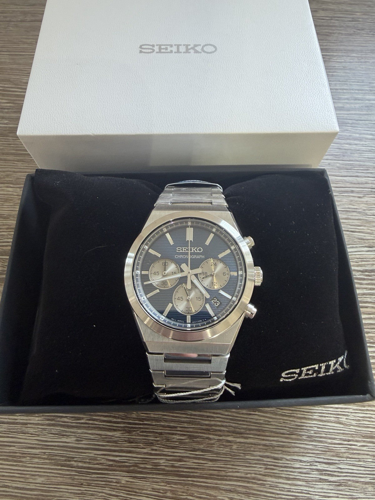 Seiko SSB453P1 Sports Chronograph Blue Dial Quartz Men's Watch 40mm BNIB - UK